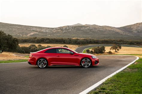 View Photos of the 2023 Audi RS5 Competition