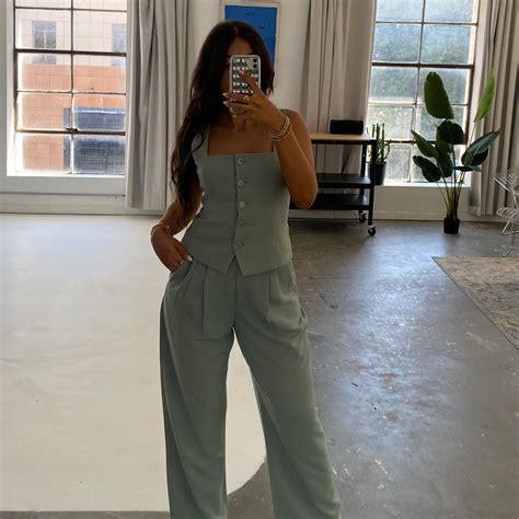 Lexi Goldberg's Amazon Page