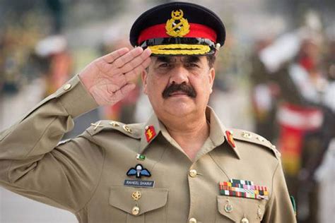 Pakistan army chief confirms death sentence of 10 terrorists