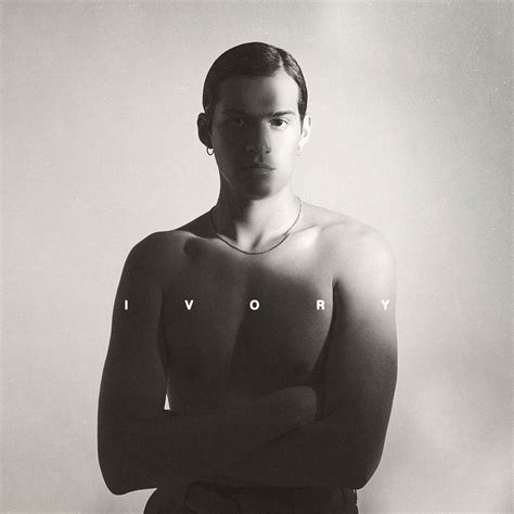 Omar Apollo – IVORY - Dork