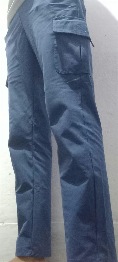 Men Solid Relax Fit Cargo Trackpants with DURACOOL+