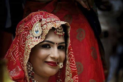 Roving Photography - Photographer - Arera Colony - Weddingwire.in