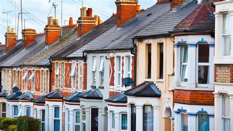 What is a Sublet and Why Do People Live in Them? - BUILD Magazine