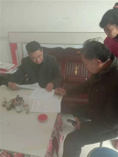 湖南两名网络主播互殴被拘留！_腾讯新闻