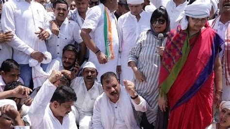 Khalghat Road Blockade Over Farmers' Demands; Thousands Of Local ...