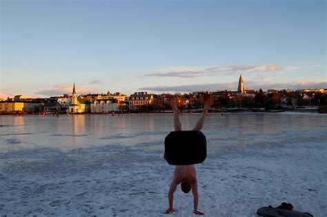 Forget About iPhone 6 or Nexus 6: Man Does Naked Handstands to Raise ...