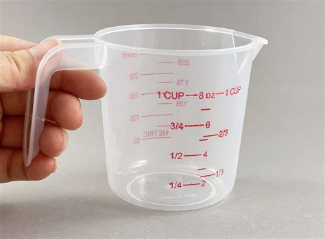 Descubre la medida exacta: ¿Cuántas onzas tiene media taza? - Pantori