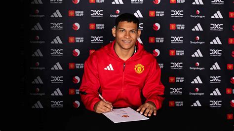 Diego Leon signs for Manchester United 05 July 2025 | Manchester United
