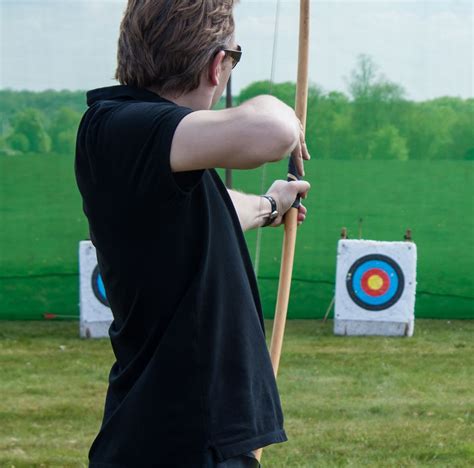 Projectile Motion Real Life Examples 的图像结果