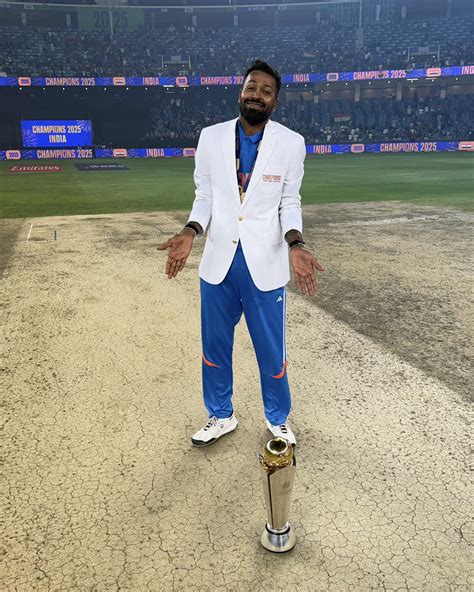 Hardik Pandya Debut, Biography, Stats, Net Worth, Wife, IPL Team, Records, Career - Cricbites