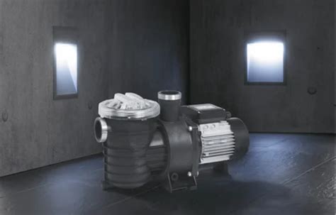 Swimming Pool Construction - Swimming Pool Equipments And Accessories ...