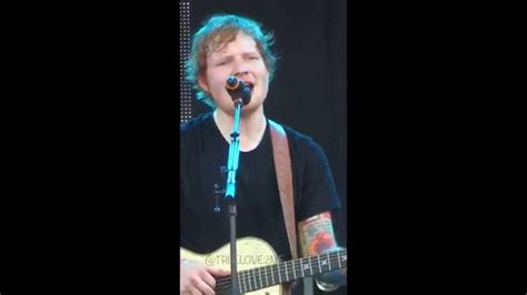 Ed Sheeran - Thinking out loud @Pinkpop 2014 - YouTube