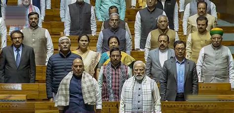 மக்களவை தேதி குறிப்பிடாமல் ஒத்திவைப்பு | Lok Sabha adjourned sine die a ...