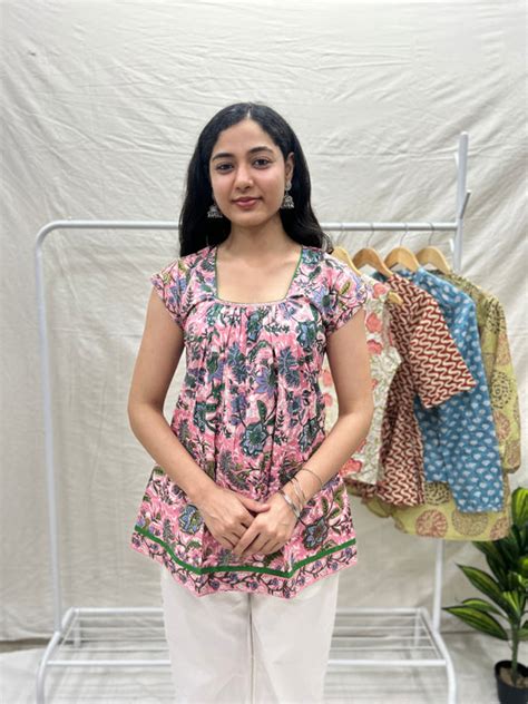 Square neck kurti – Goodhand