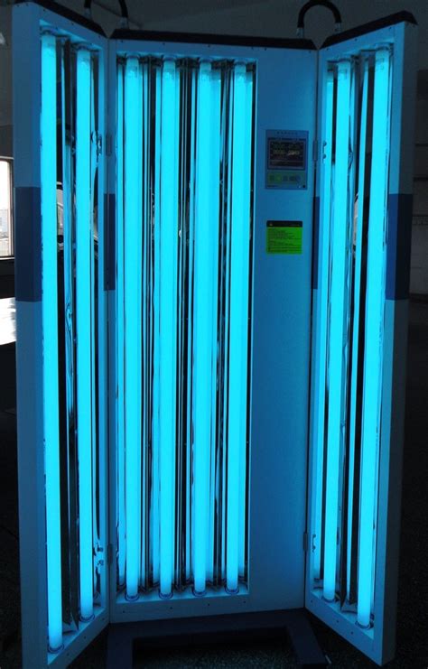 Medical Equipment Psoriasis, Vitiligo and Eczema Treatment UV Phototherapy with UVA and UVB Lamp ...