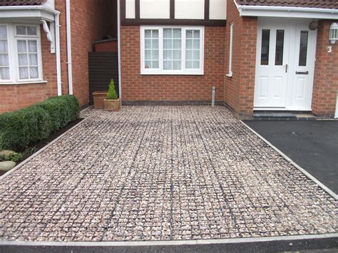 Driveway Plastic Grid Paving Systems for Gravel and Stone