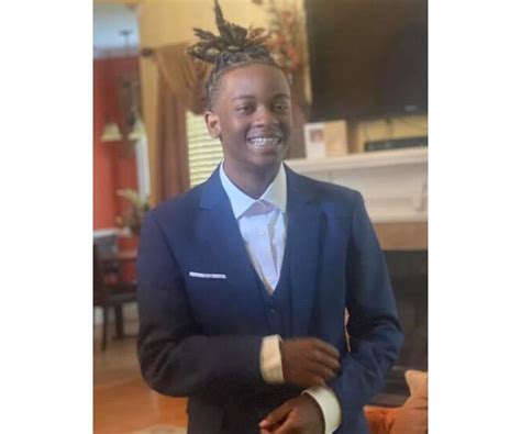 Ian DeShawn Tucker Obituary (2025) - Columbia, SC - JP Holley Funeral ...