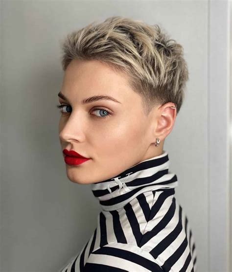 32 Textured Pixie Cut Ideas for a Messy, Modern Look