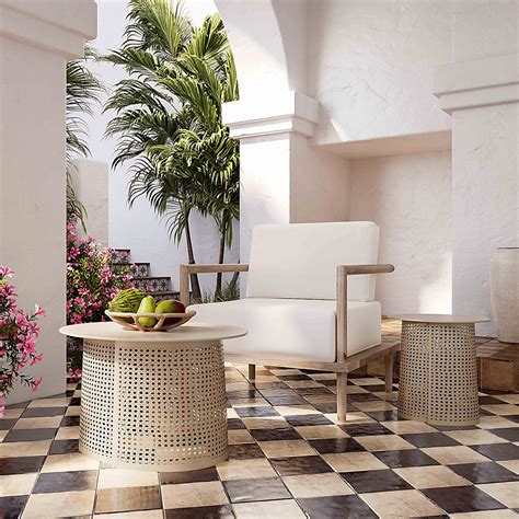 Cineraria Cream Beige End Table | Rooms to Go