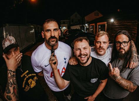 Conservative Military Image Band 的图像结果