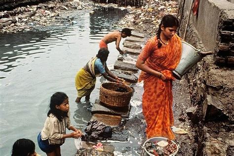 Slum Tour: A Different Side To The 'City Of Joy' in Kolkata | Pelago