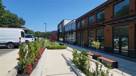 VIDEO TOUR: A Look Inside The Towne Shoppes, Lakewood's Newest Mall ...