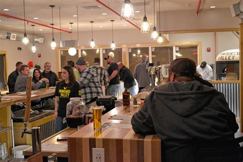 Beerhunter: Vanished Valley opens new taproom and kitchen in Ludlow