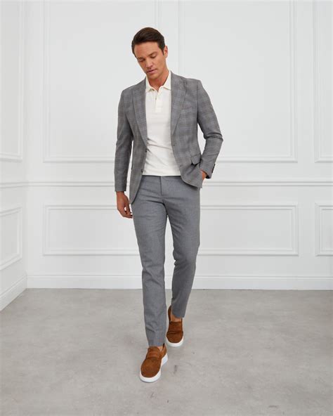 Casual Suit 的图像结果