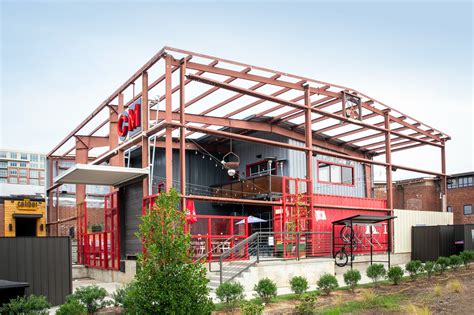 The Common Market – South End – Cluck Design