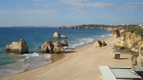 Beautiful but noise and drugs and issue - Reviews, Photos - Praia Da ...