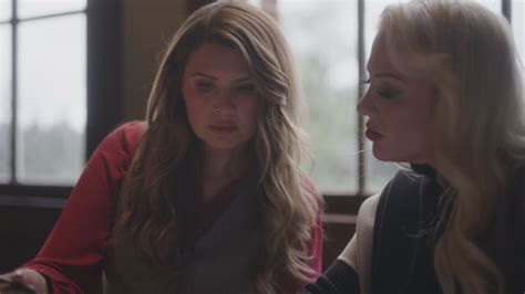 ‘Don’t Date Brandon’: Stories Don’t Add Up in Exclusive Sneak Peek of ...