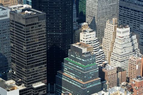 美国纽约繁华城市夜景的高楼大厦建筑 - 素材公社 tooopen.com