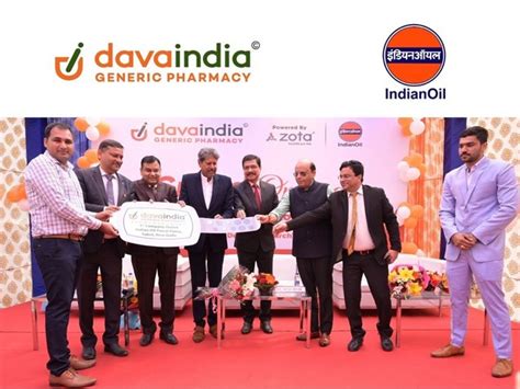 Kapil Dev inaugurates Dava India's 1st company outlet at Indian Oil ...