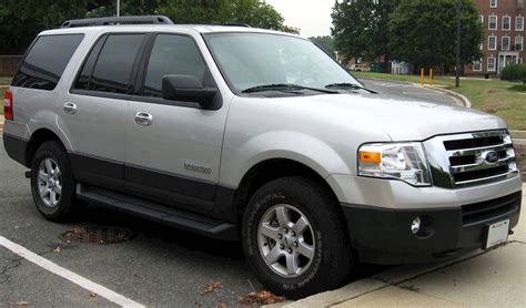 2007 Ford Expedition XLT - 4dr SUV 5.4L V8 4x4 auto