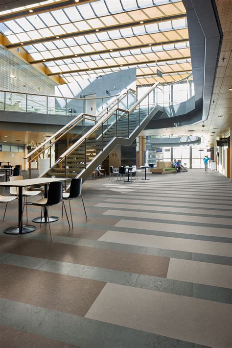 MARMOLEUM MODULAR Pavimento By Forbo Flooring Systems