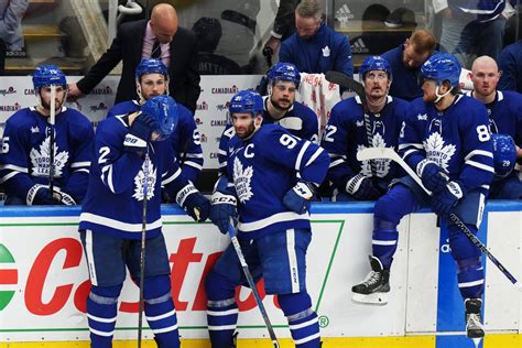 Hockey Toronto Maple Leafs 的图像结果