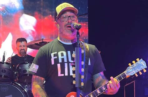 Aaron Lewis at Etess Arena at Hard Rock Hotel and Casino, Etess Arena ...