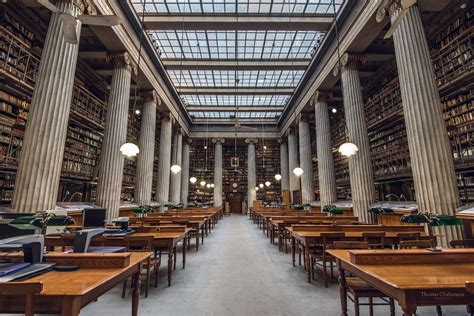 Traveling with Thomas: National Library of Greece in Athens city.