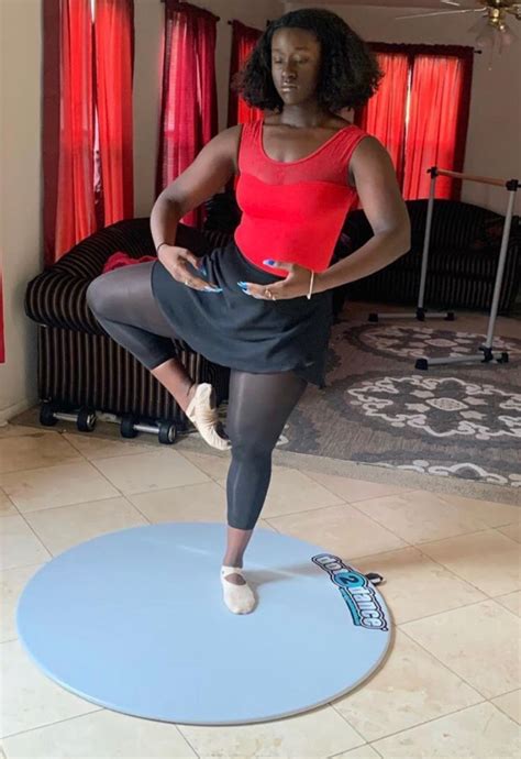 dot2dance Marley Dance Flooring,Portable Dance Floor,My Turn Disc,Turn ...