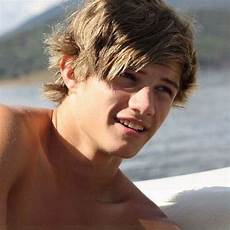 Skater Hairstyles by 11 Trendy Skater Haircut Ideas Skater Hairstyles