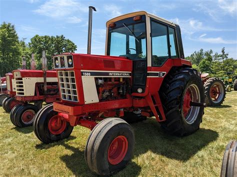 International Harvester 1586 Tractors 175 to 299 HP for Sale | Tractor Zoom
