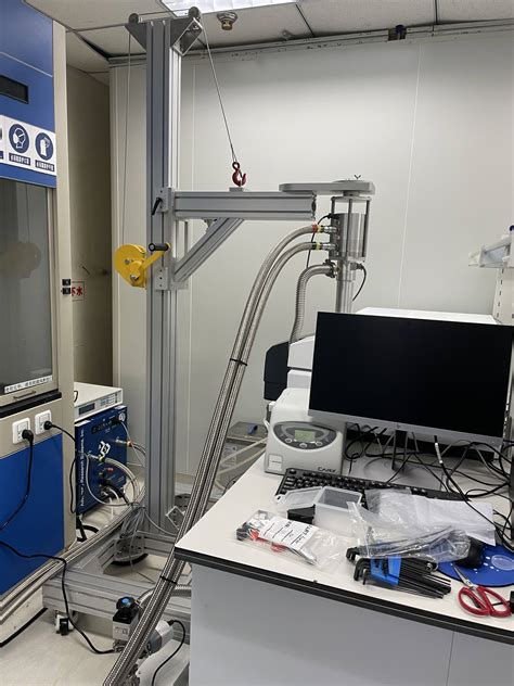 我司在北京某研究所成功安装了美国ARS光学低温恒温器-天津多为莱博科技有限公司