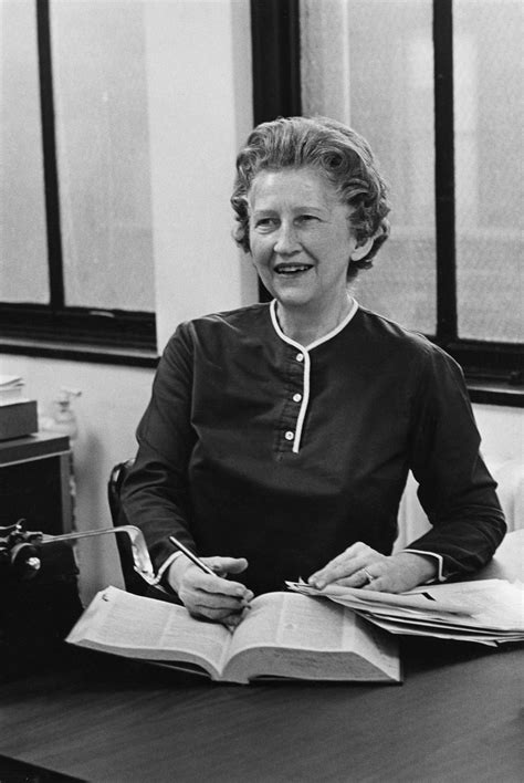 Wonder Woman Actress Crossword Clue 60 Photos - Moonagedaydream.film