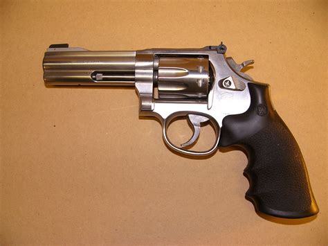 Smith & Wesson Model 617 .22 LR. The Model 617 from Smith & Wesson is a ...