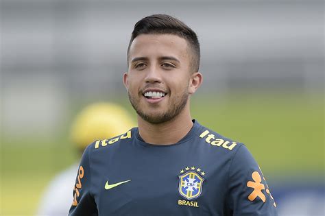 Cruzeiro sonda Matheus Henrique, ex-Grêmio e seleção brasileira