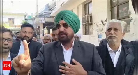 Will curb corruption, says AAP MLA Kuljit Randhawa after surprise visit ...