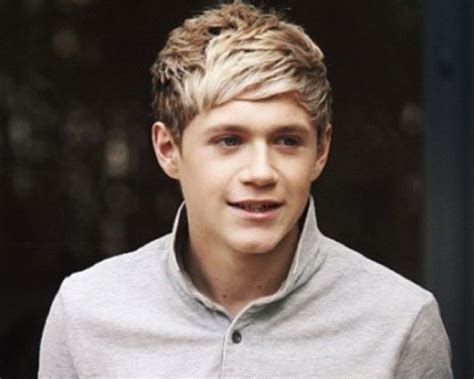 Niall looks so young here, it's way to adorable. One Direction Tour ...