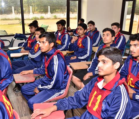 Best Academy for Armed Forces Selection Preparation | VJ-Indian Defence Academy