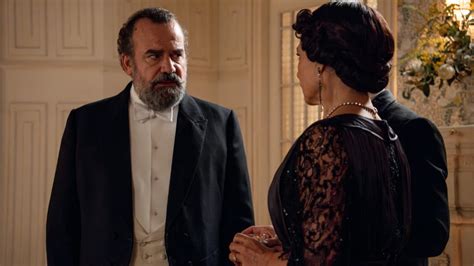 'La Promesa': Curro y Ángela enamoran y callan a Leocadia