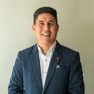 Miguel Camacho - Tarjeta Virtual